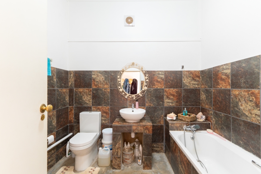 3 Bedroom Property for Sale in Mcgregor Western Cape